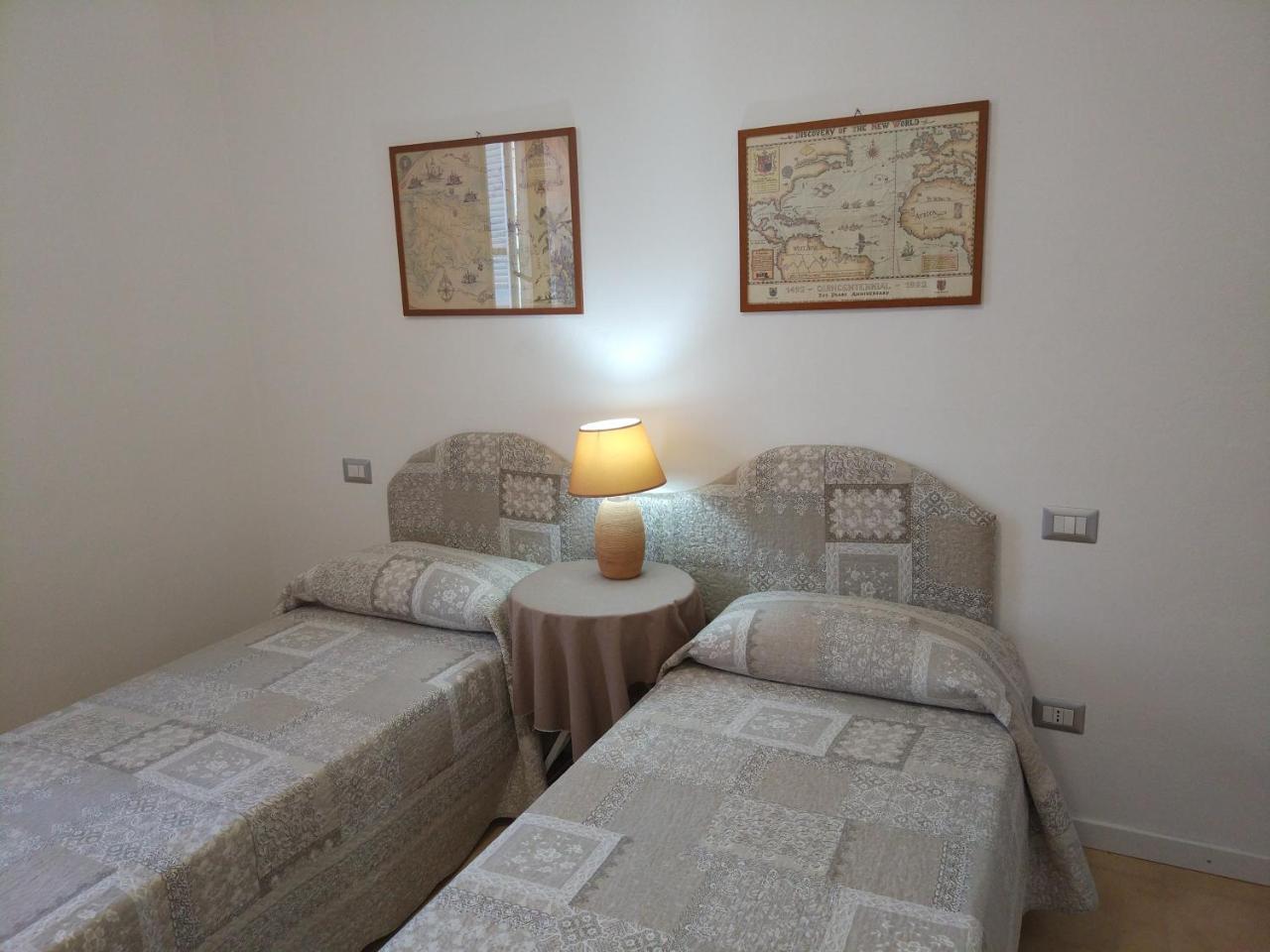 Marinella Guest House Cornale Екстер'єр фото